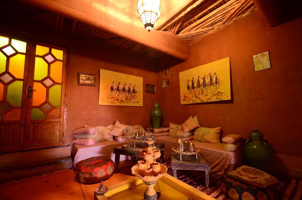 Kasbah Du Peintre Bed & Breakfast Aït Benhaddou Exterior photo