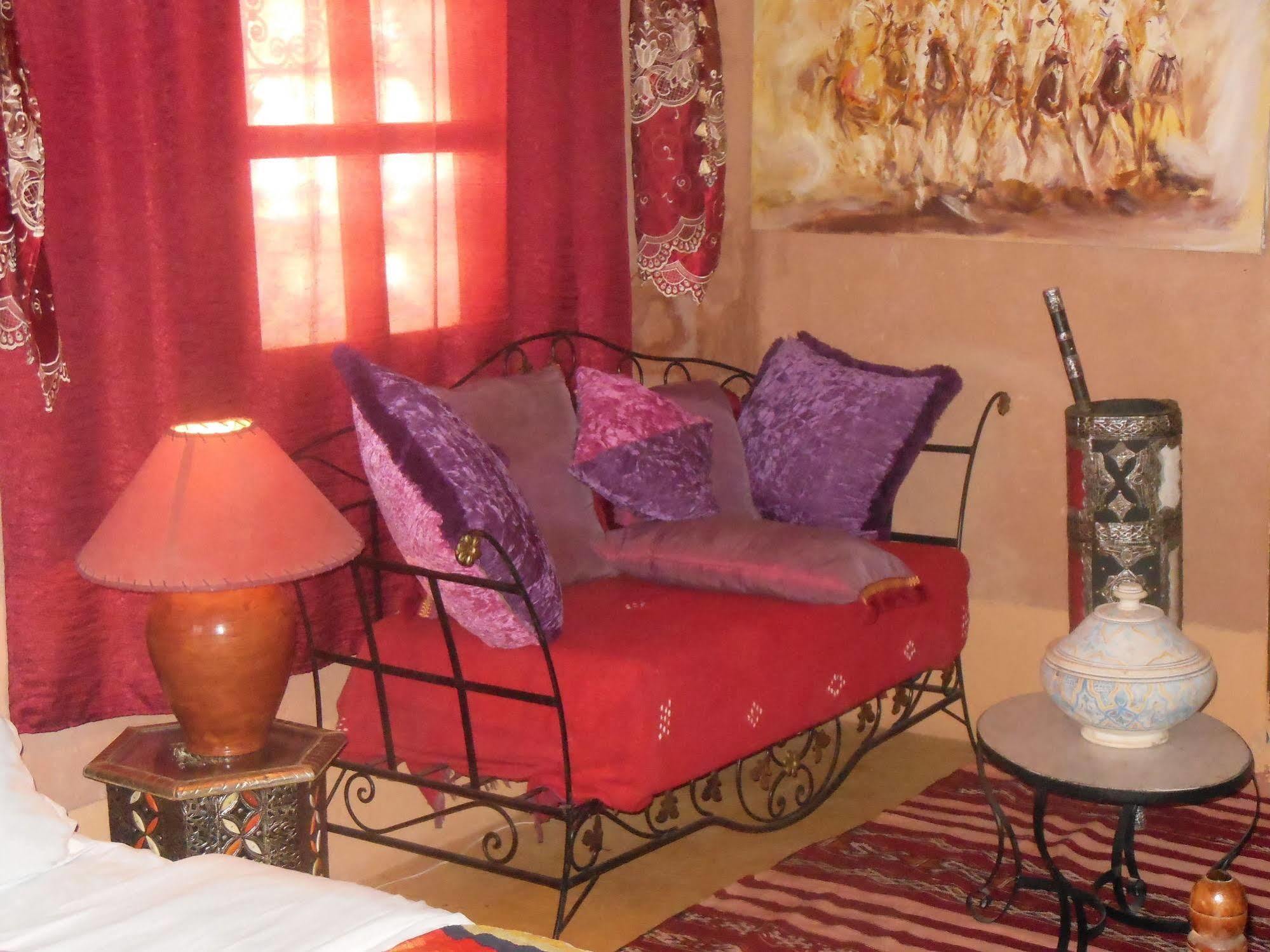 Kasbah Du Peintre Bed & Breakfast Aït Benhaddou Exterior photo